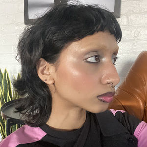 Meet your Posher, Angie